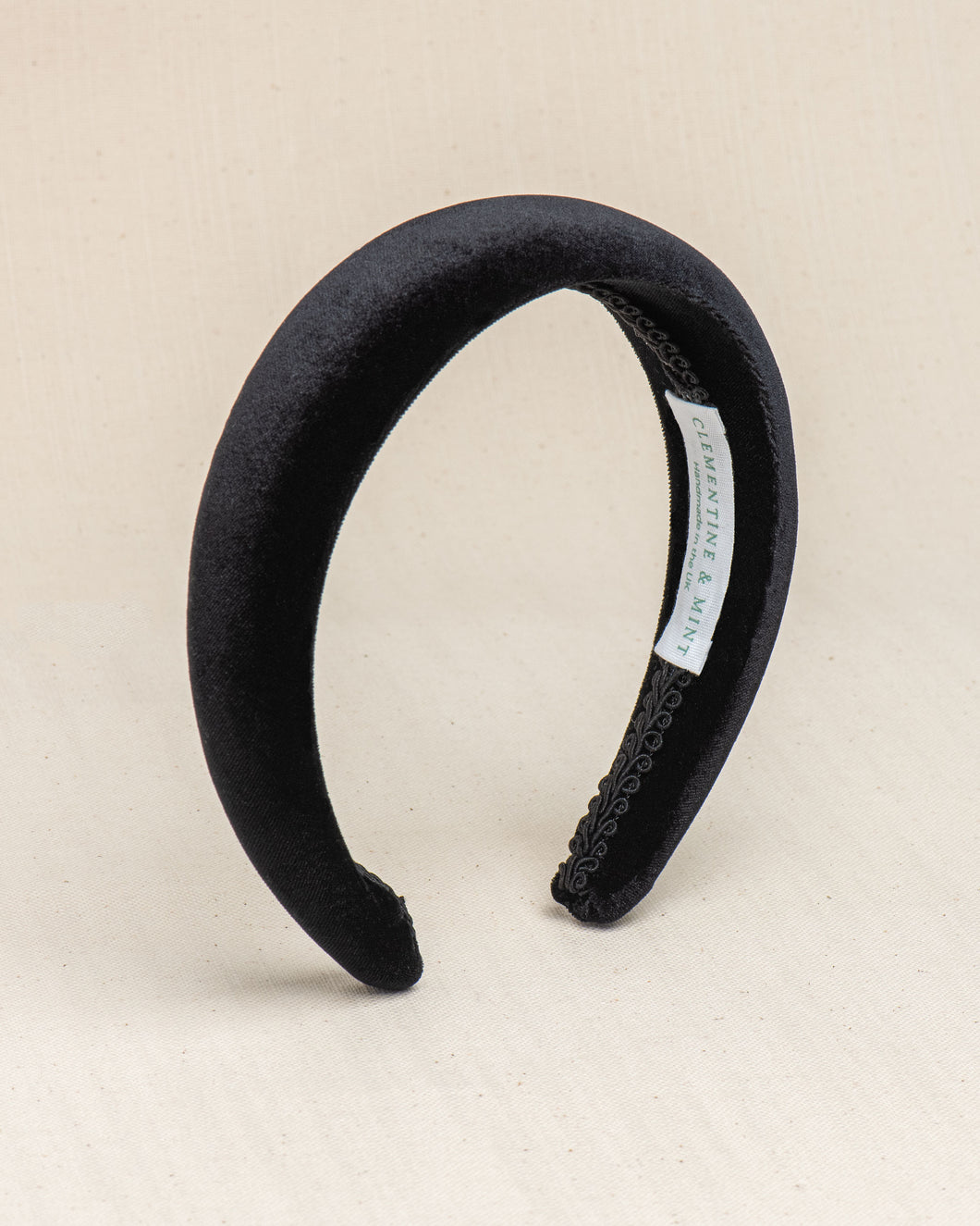 THE BLACK VELVET HEADBAND