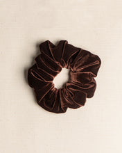 Load image into Gallery viewer, THE CHOCOLATE BROWN VELVET SCRUNCHIE
