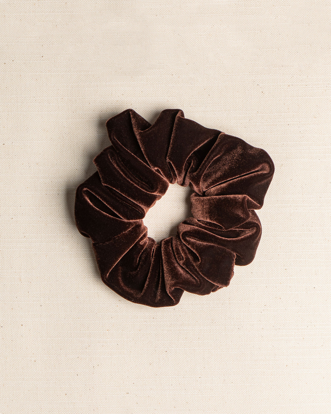 THE CHOCOLATE BROWN VELVET SCRUNCHIE