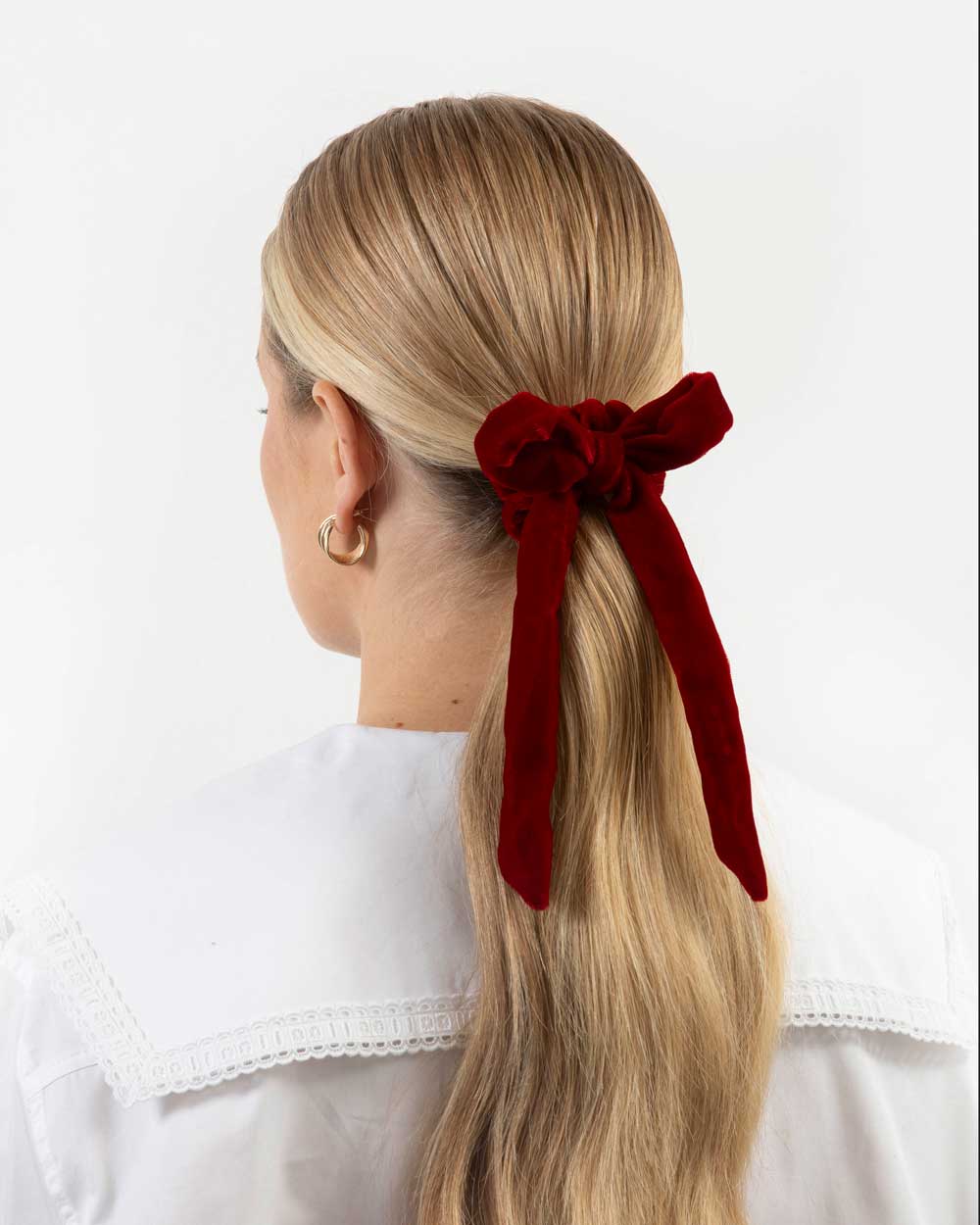 THE RED VELVET SCRUNCHIE WITH BOW