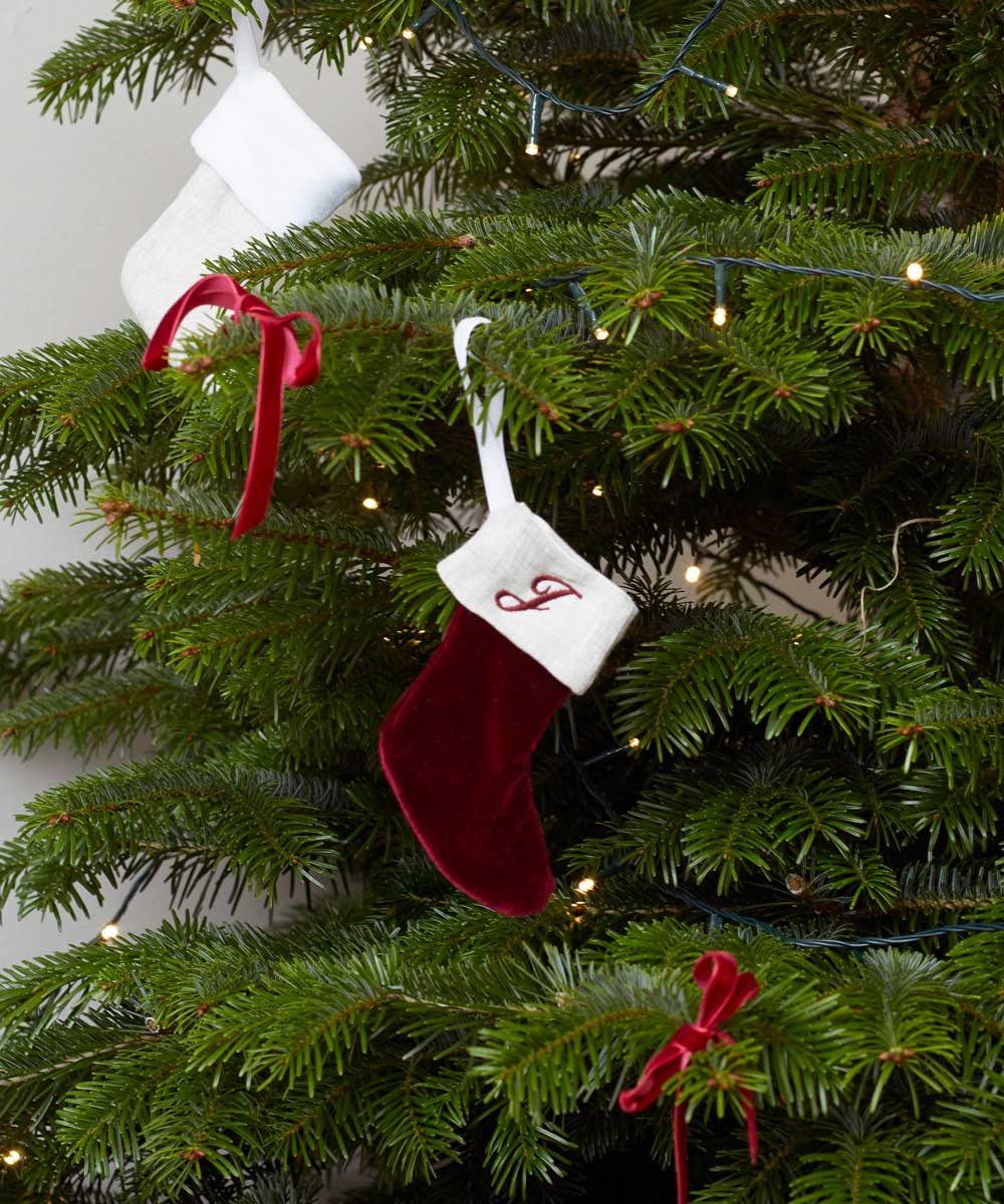 THE BURGUNDY VELVET STOCKING DECORATION