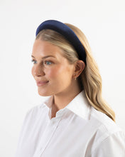 Load image into Gallery viewer, THE NAVY VELVET HEADBAND
