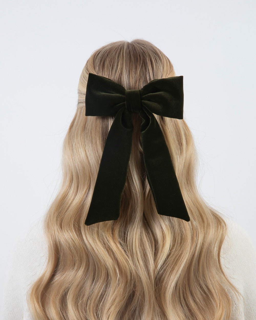 THE OLIVE GREEN VELVET CLASSIC BOW